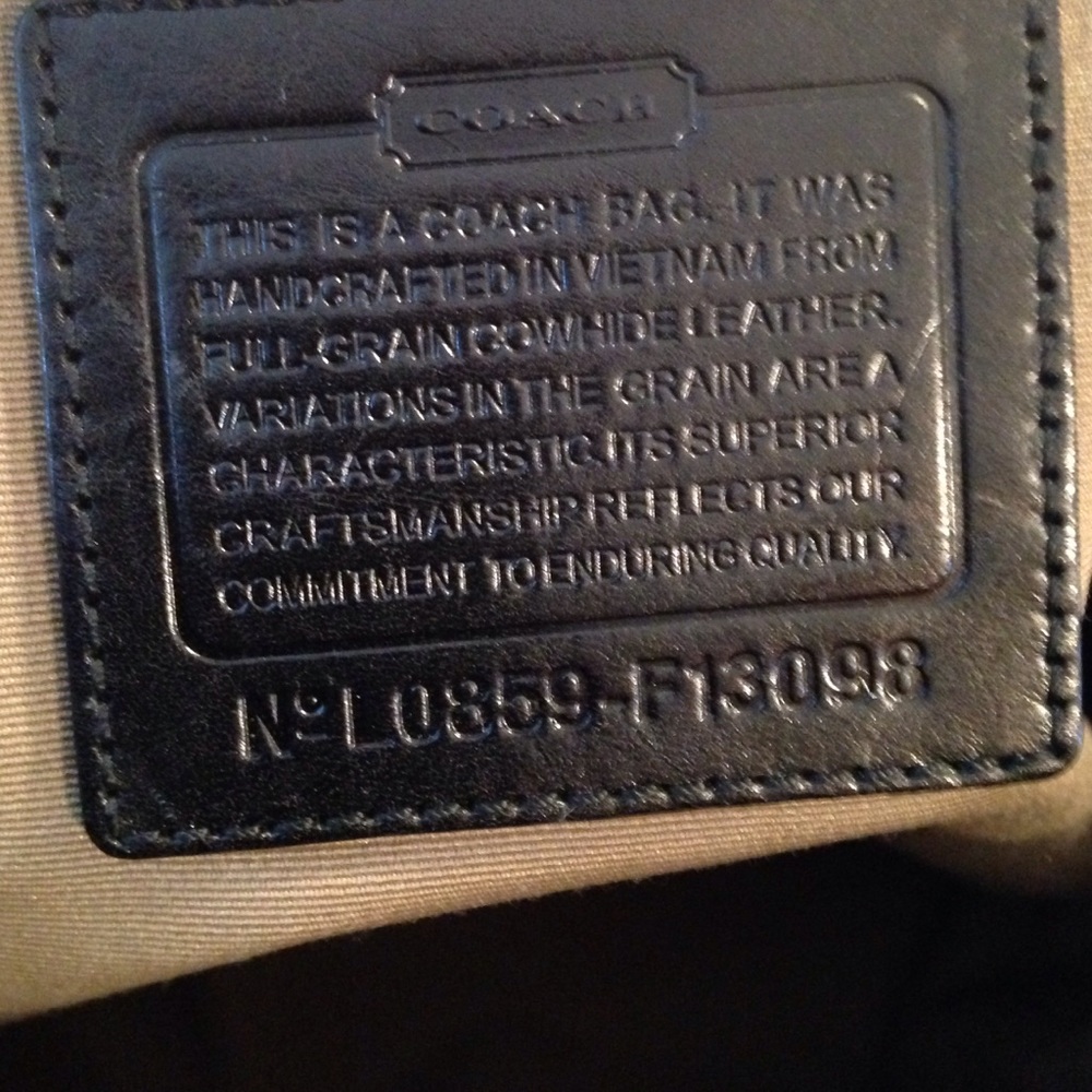 Black authentic Coach Bag - Picture 4 of 4